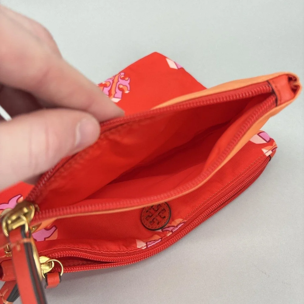 Tory Burch Clutch Bag Sandals Womens Size 8 Red Nylon Logo Beach Wristlet Set